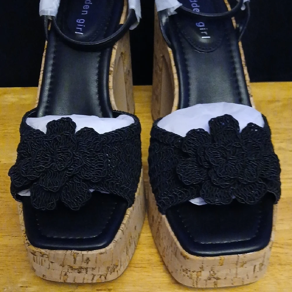 Black Floral Platform Sandals